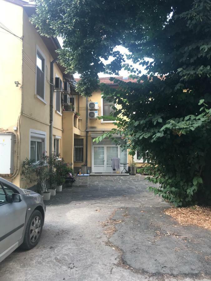 Hot Spot Apartments Sofia Esterno foto